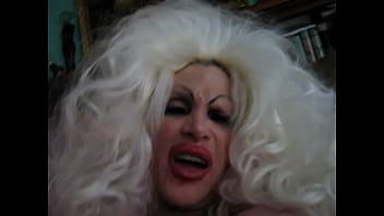 Play Tranny rubbing weenies w/ straight neighbor