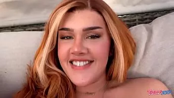 play Ragazza grooby daisy taylor si masturba la sua splendida girlcock