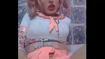 Abspielen Masturbationssitzungen Folge 2, pinke Perücke und eine Transe mit großem Schwanz zum Wichsen, wie Sie wollen, sehen Sie sich dieses Video in voller Länge auf Rot an (kommentieren, mögen, abonnieren und fügen Sie mich als Freund hinzu, um personalisiertere Videos und Treffen im wirklichen Leben zu erhalten)