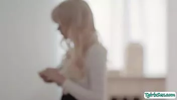 play نحيل الصغيرة الثدي ts kate zoha 69 اللسان مع stepdads cock
