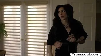 Oynat Smalltits tgirl analed tarafından ona eski erkek arkadaş