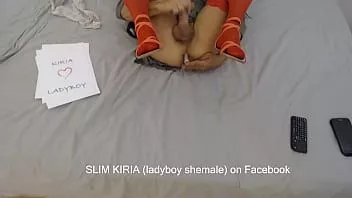 Abspielen Slim Kiria (Ladyboy Shemale) und ihr älterer Großvaterfilm