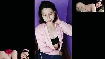 play La tua sexy istruttrice di danza tgirl, danithecutie, si fa fare un doggystyle con un dildo