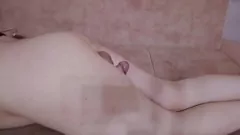 Reproducir Las grandes tetas naturales y el culo perfecto de la pequeña estrella porno adolescente Ketty