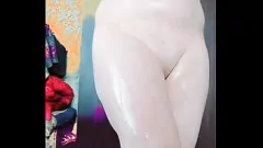 Abspielen Petite Teen Pornostar Kettys schmutziger geheimer Cumshot-Orgasmus