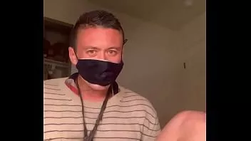 play لطيف غي ipigeon jay ينشر مرة أخرى ، مستيقظًا لمدة يومين الآن. يويبيس! يمكن أن أبدو أفضل ، في وقت آخر.