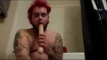 Afspelen Mijn kont neuken met een 11-inch dildo