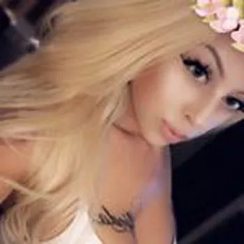পর্নস্টার Nadia Love