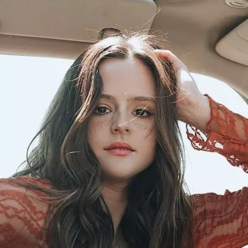 色情明星 Larissa Albuquerque
